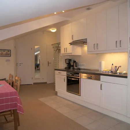 Villa Tarnowskis Seeblick, Nur 50m Zum Strand, Wlan Inkl *