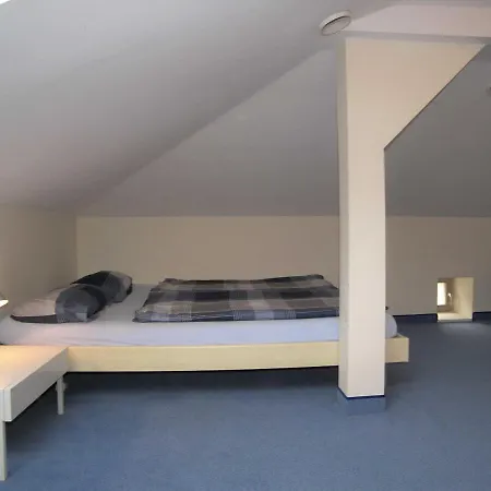 Tarnowskis Seeblick, Nur 50m Zum Strand, Wlan Inkl Villa Neuhof (Heringsdorf)